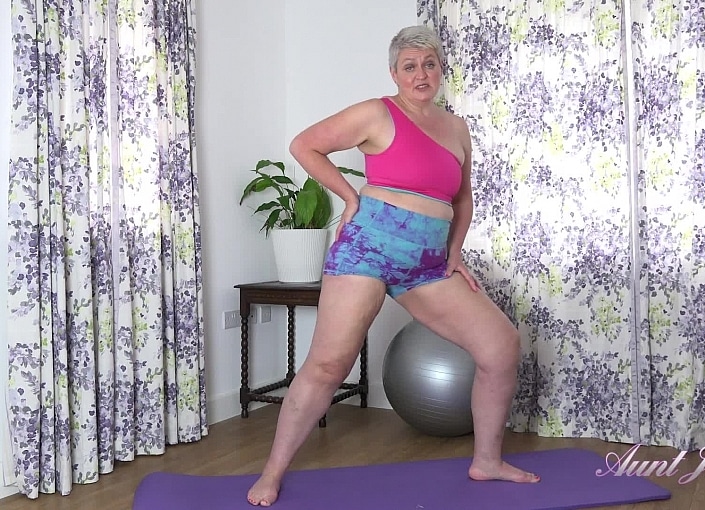 Auntie Candy Workout & Jerk Off Instruction