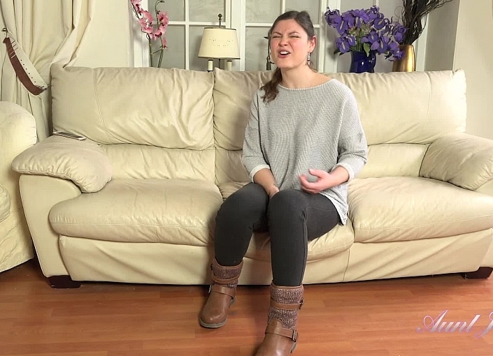 Auntie Aurora Jerk Off Instruction