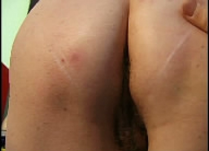 Maggie Demonstrates Her Masturbation Skills