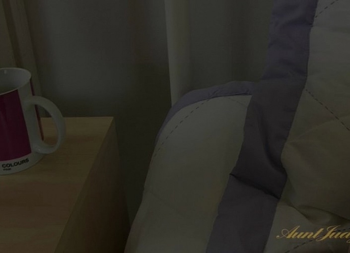 Amanda Degas Uses a Hairbrush to Get Off.